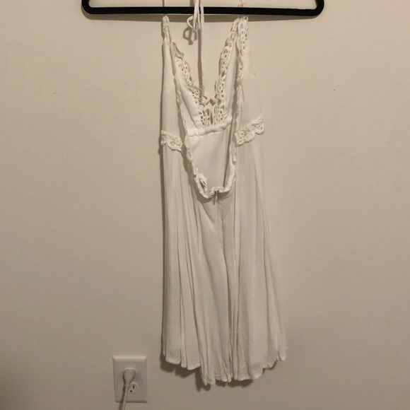 Forever 21 White Halter Crochet Dress - Picture 3 of 3